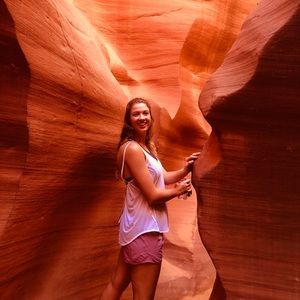 Meet your Posher, Emily